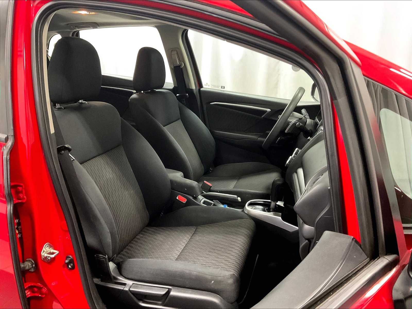 2018 Honda Fit EX - Photo 11