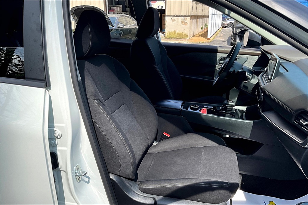 2023 Nissan Rogue S - Photo 14