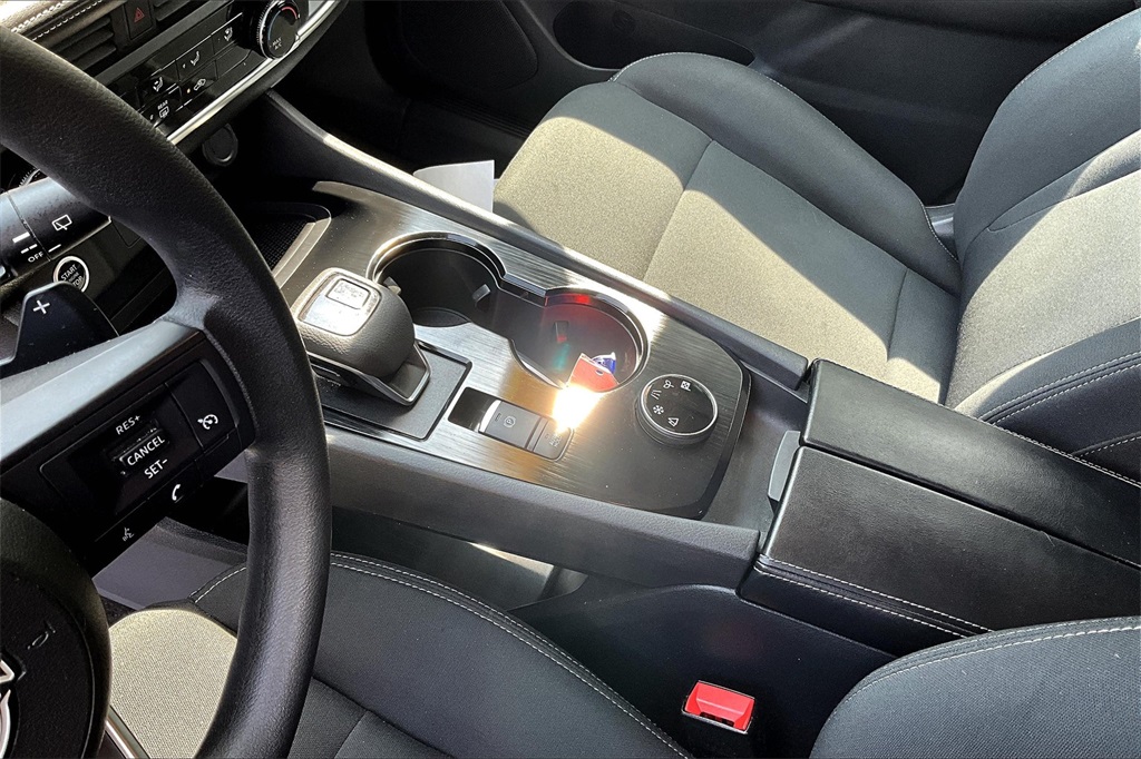 2023 Nissan Rogue S - Photo 20
