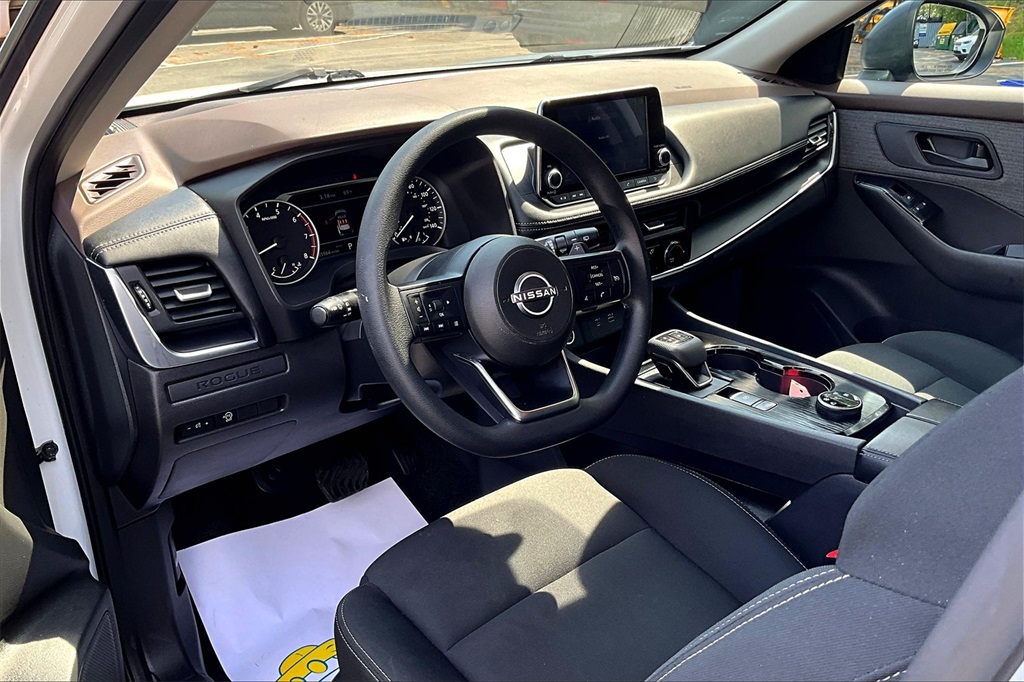2023 Nissan Rogue S - Photo 8