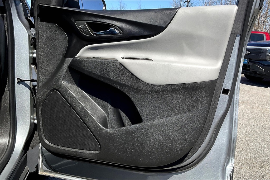 2023 Chevrolet Equinox LT - Photo 11