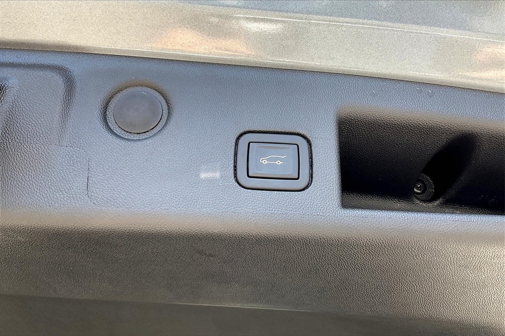 2023 Chevrolet Equinox LT - Photo 34