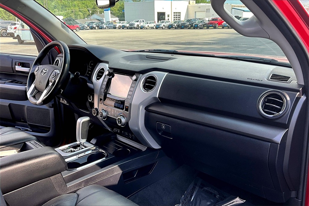 2020 Toyota Tundra SR5 5.7 - Photo 14