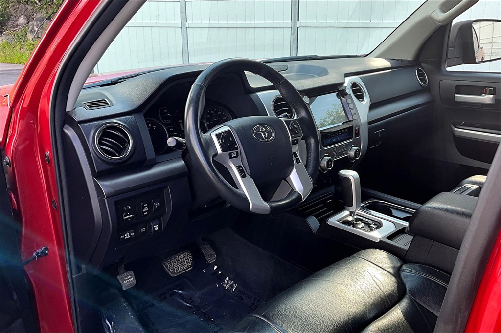2020 Toyota Tundra SR5 5.7 - Photo 8