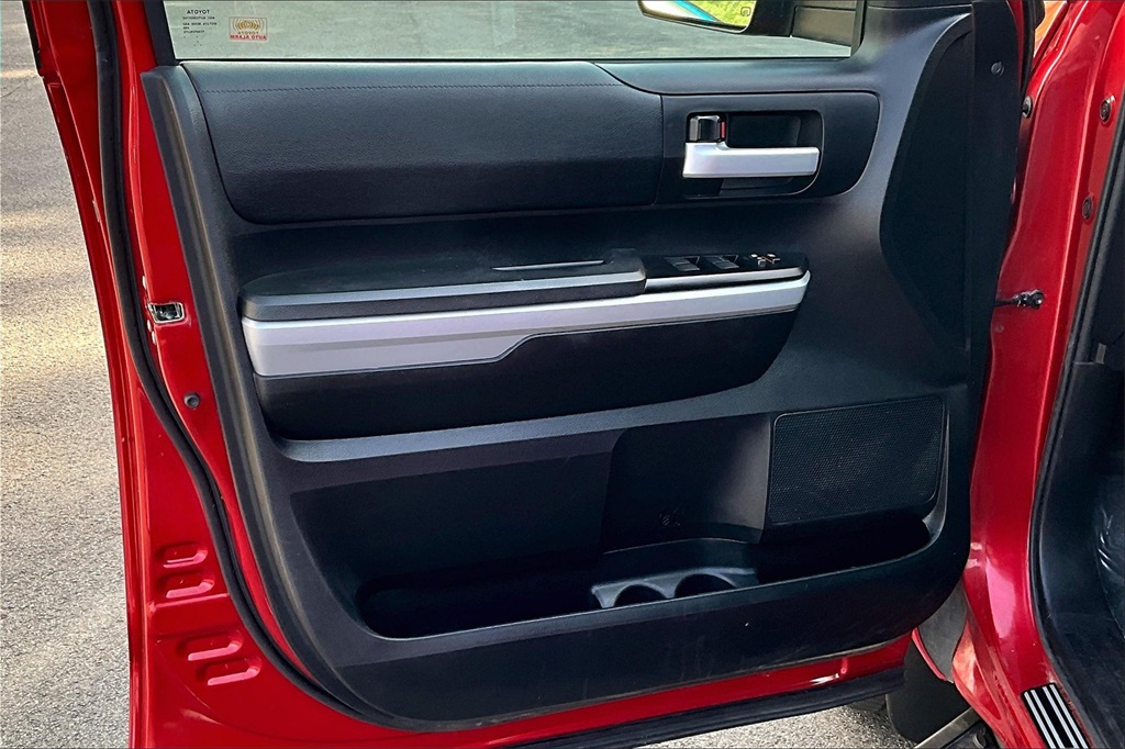 2020 Toyota Tundra SR5 5.7 - Photo 9