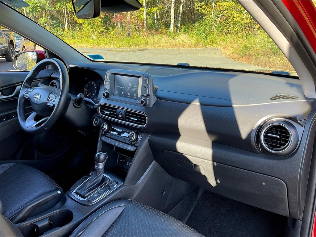 2021 Hyundai Kona Limited - Photo 13