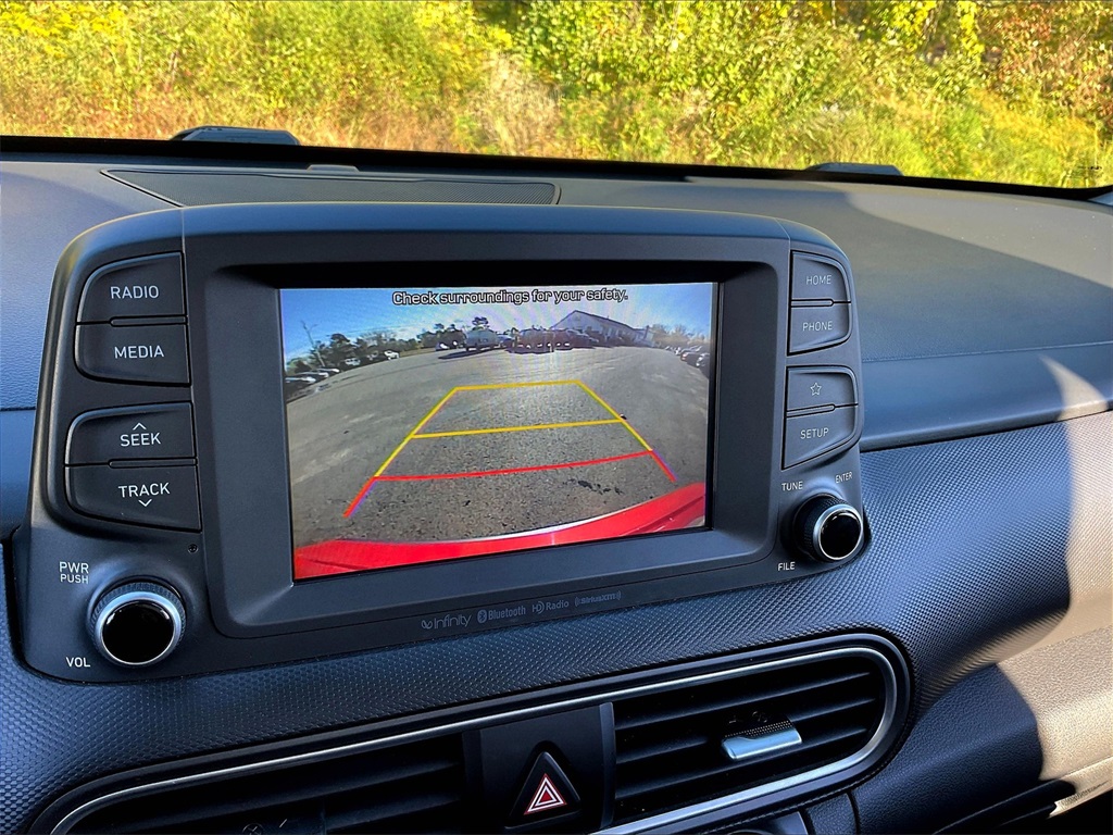 2021 Hyundai Kona Limited - Photo 15