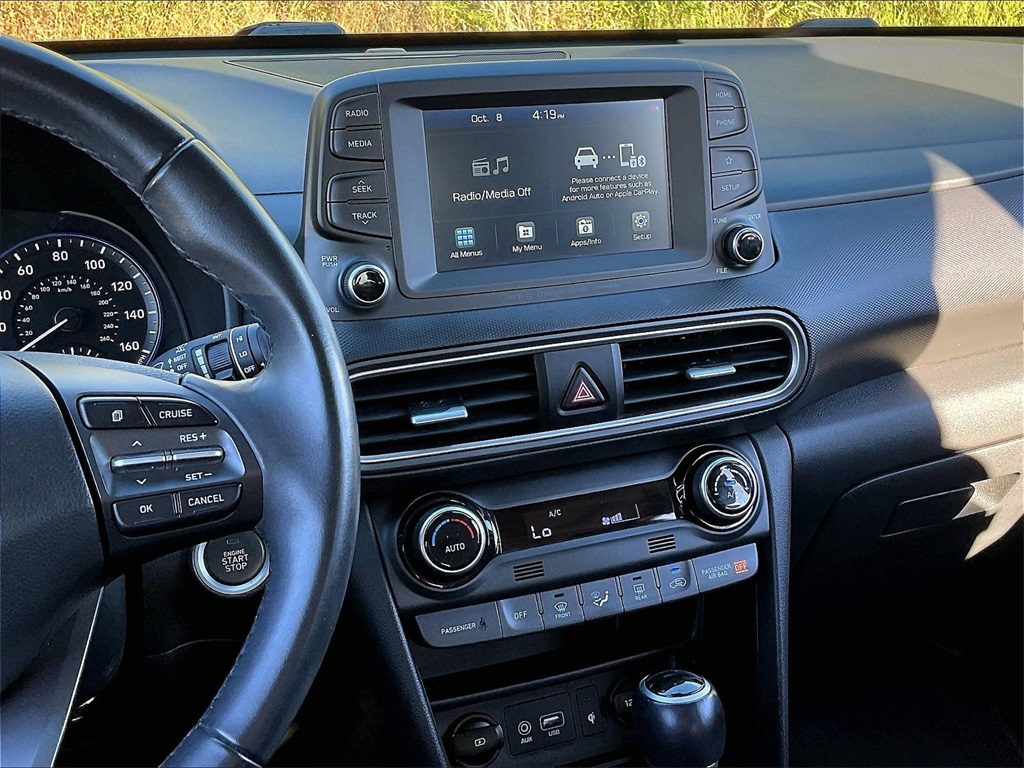 2021 Hyundai Kona Limited - Photo 17