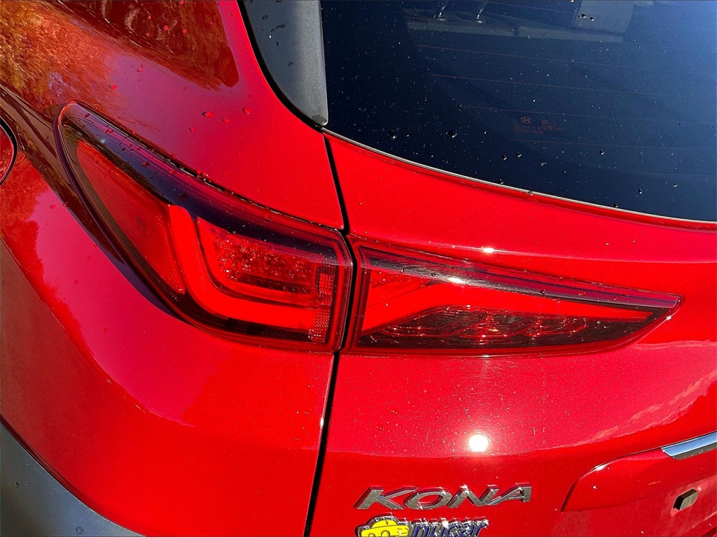 2021 Hyundai Kona Limited - Photo 30