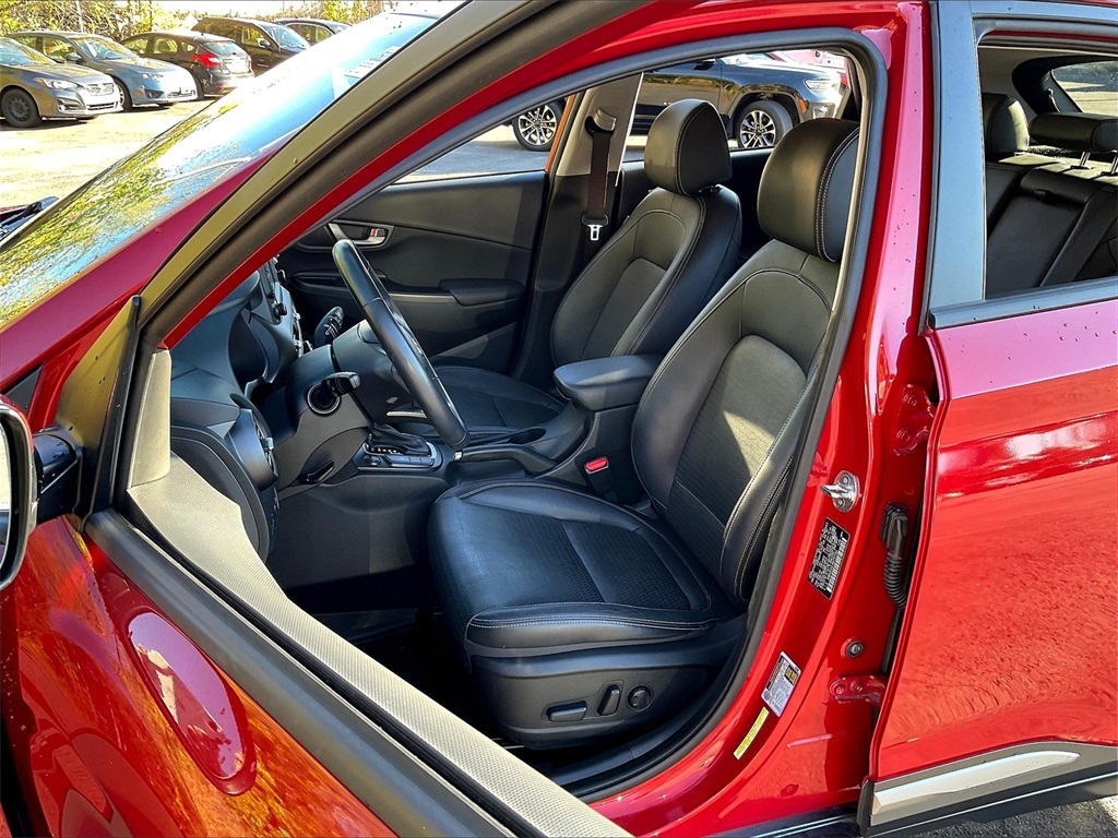 2021 Hyundai Kona Limited - Photo 10