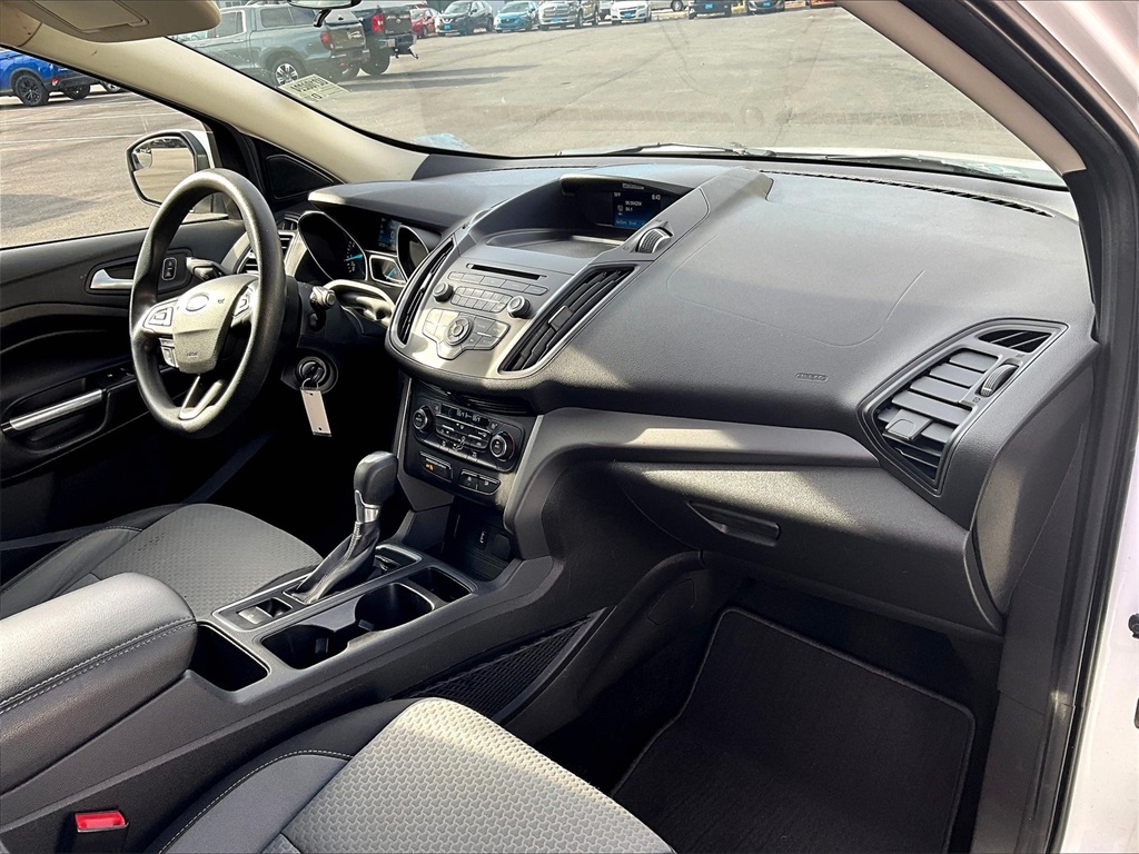 2017 Ford Escape SE - Photo 14