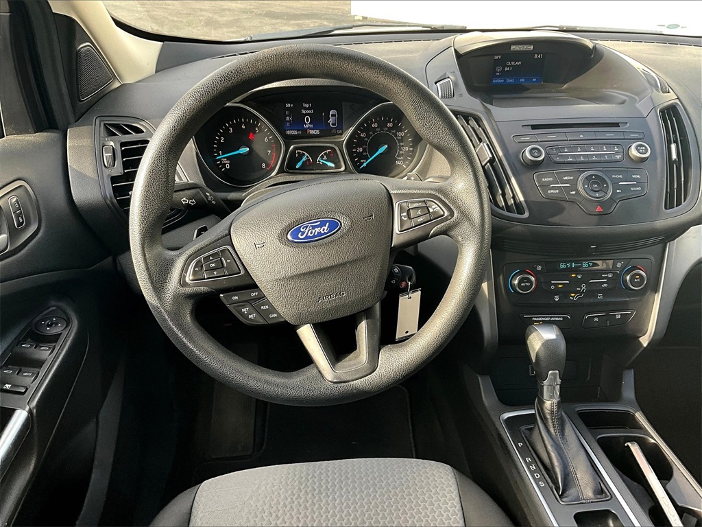 2017 Ford Escape SE - Photo 17