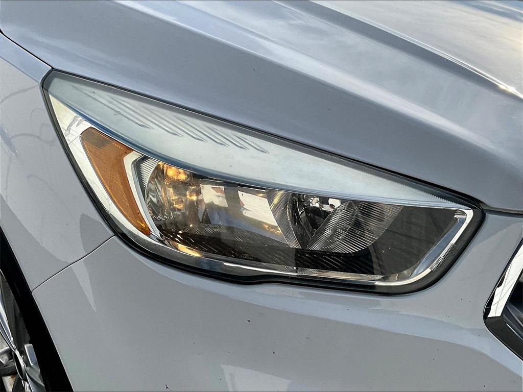2017 Ford Escape SE - Photo 29