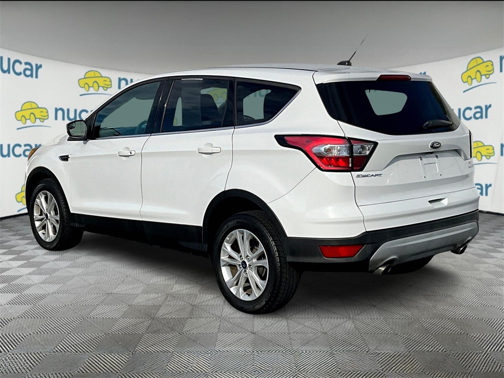 2017 Ford Escape SE - Photo 4