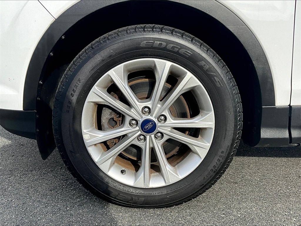 2017 Ford Escape SE - Photo 7