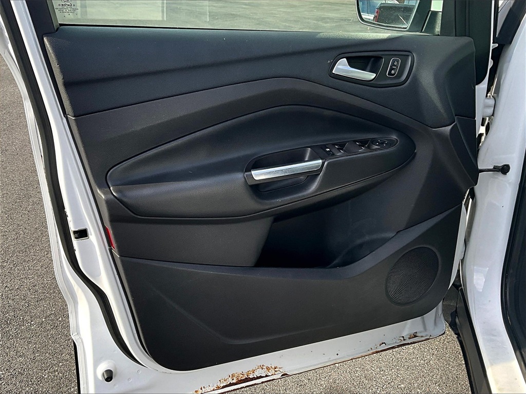 2017 Ford Escape SE - Photo 9
