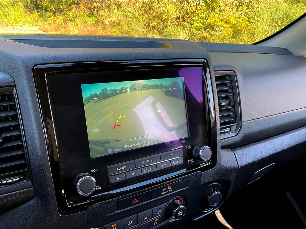 2022 Nissan Frontier S - Photo 16