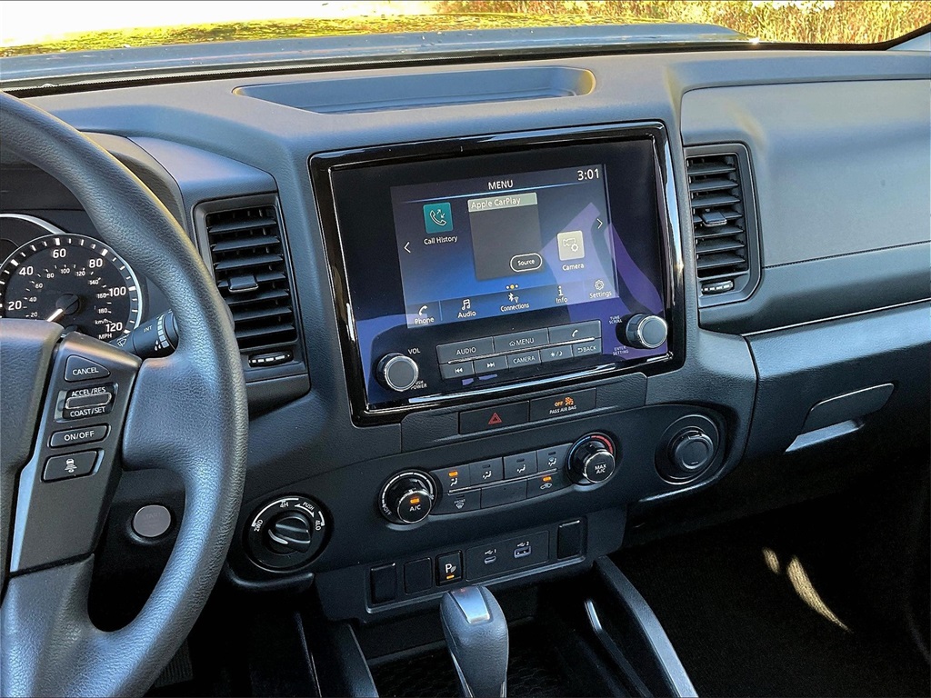 2022 Nissan Frontier S - Photo 18
