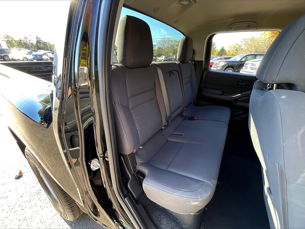 2022 Nissan Frontier S - Photo 19