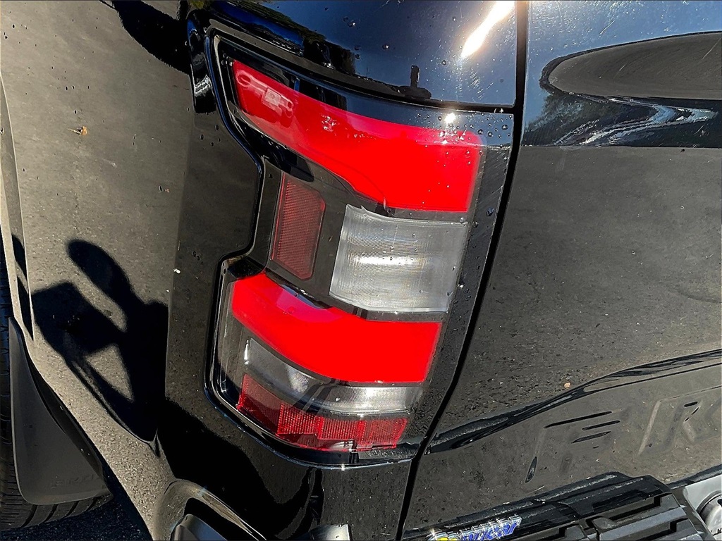 2022 Nissan Frontier S - Photo 31
