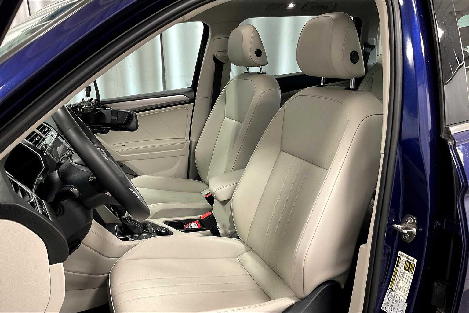 2022 Volkswagen Tiguan SE - Photo 10