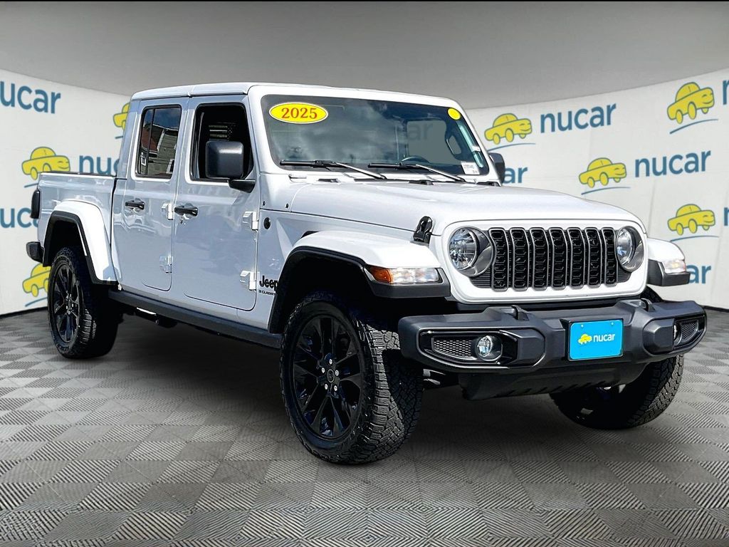 2025 Jeep Gladiator Nighthawk