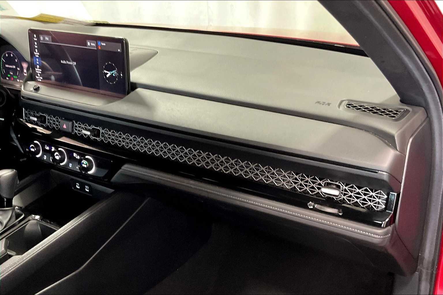 2024 Honda Accord Hybrid Sport - Photo 13
