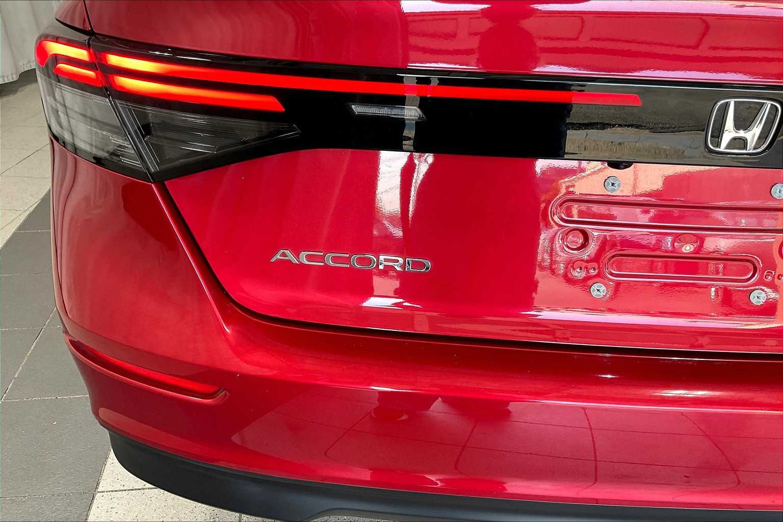 2024 Honda Accord Hybrid Sport - Photo 29