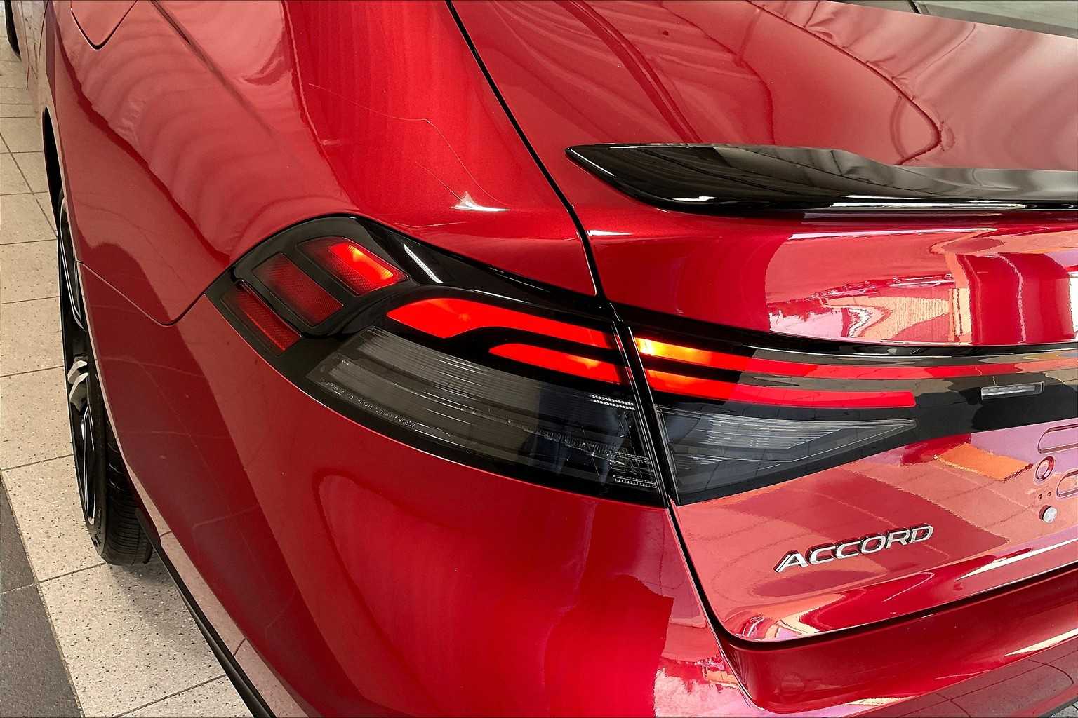 2024 Honda Accord Hybrid Sport - Photo 34