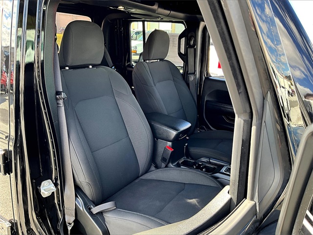 2023 Jeep Gladiator Sport - Photo 11