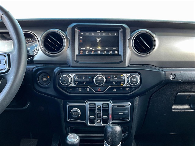 2023 Jeep Gladiator Sport - Photo 17