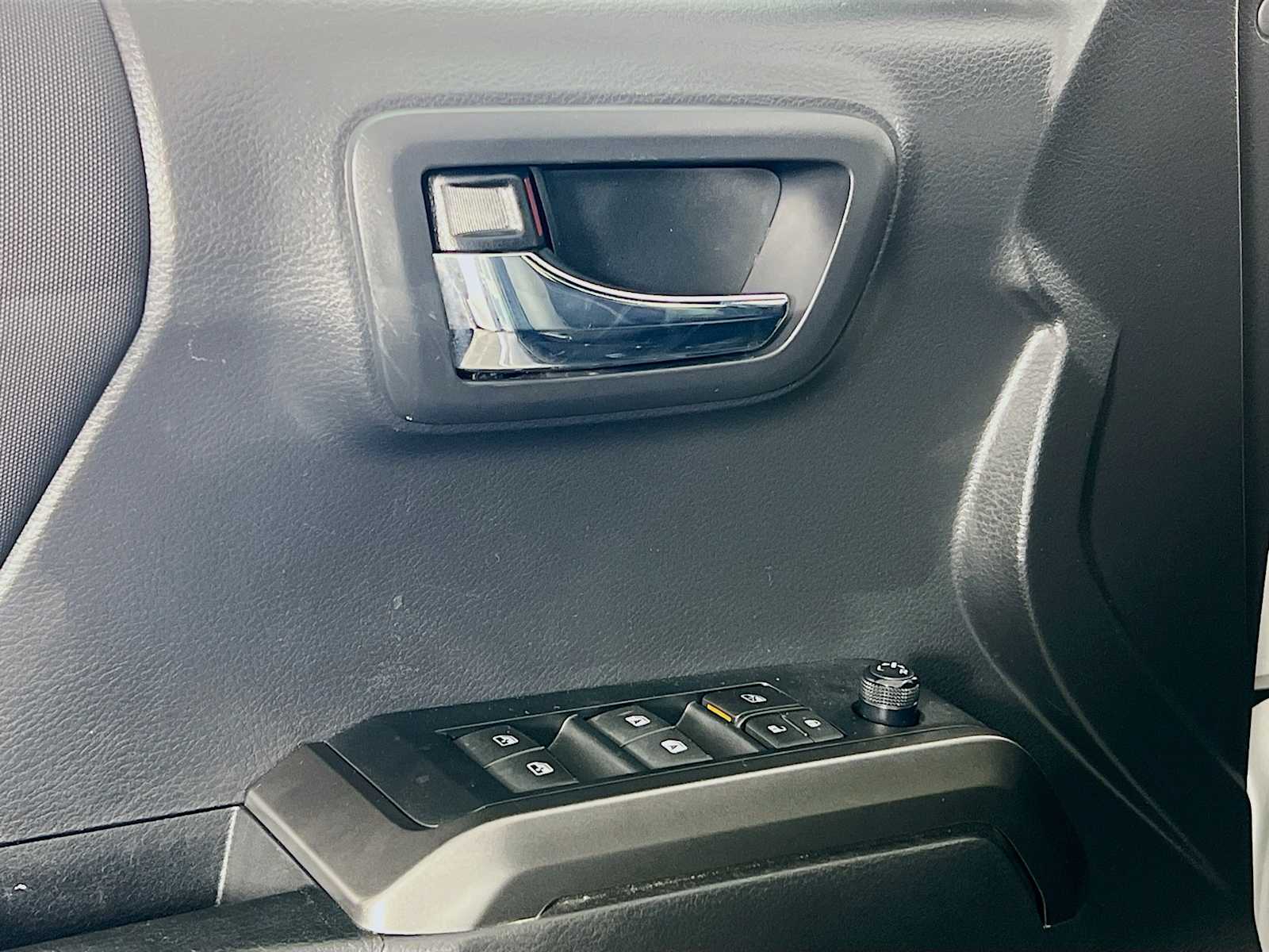 2022 Toyota Tacoma TRD Off Road - Photo 17
