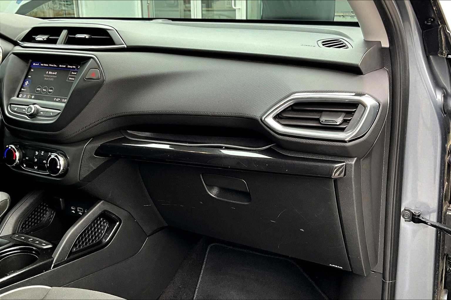 2022 Chevrolet TrailBlazer LT - Photo 13