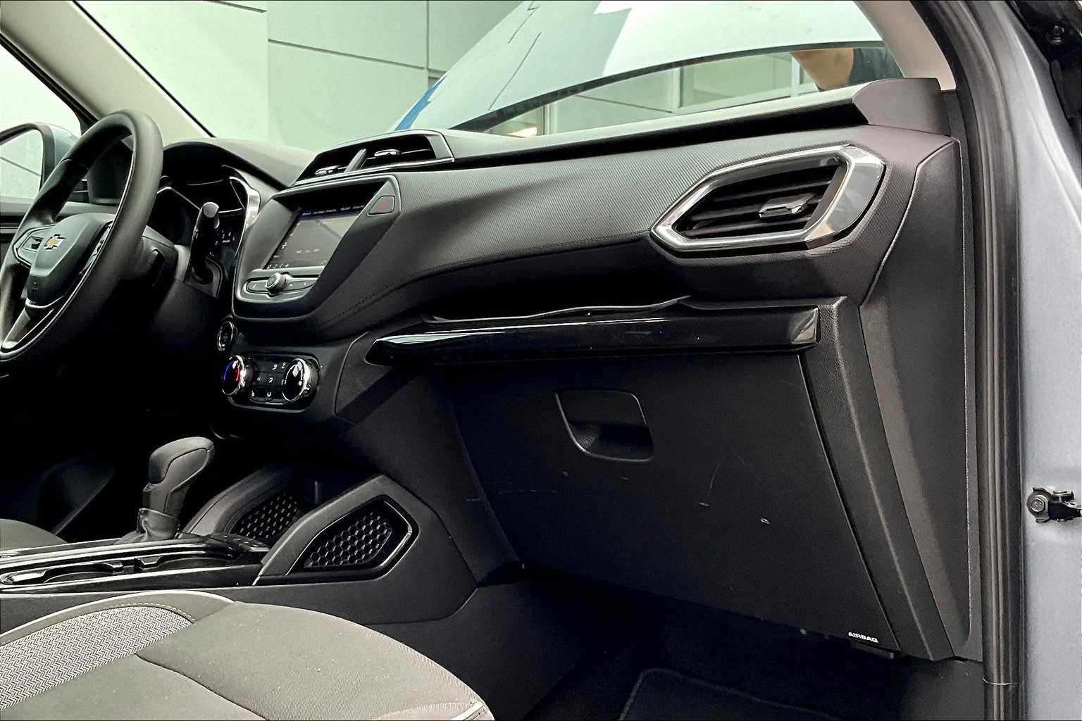 2022 Chevrolet TrailBlazer LT - Photo 14