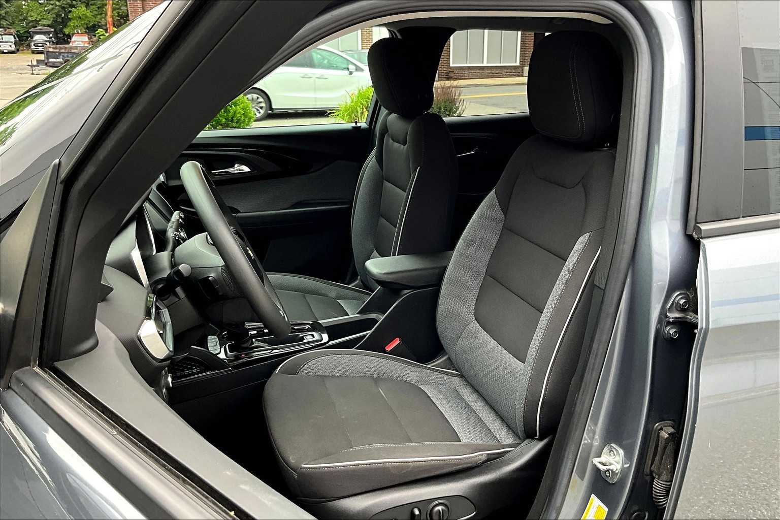 2022 Chevrolet TrailBlazer LT - Photo 10
