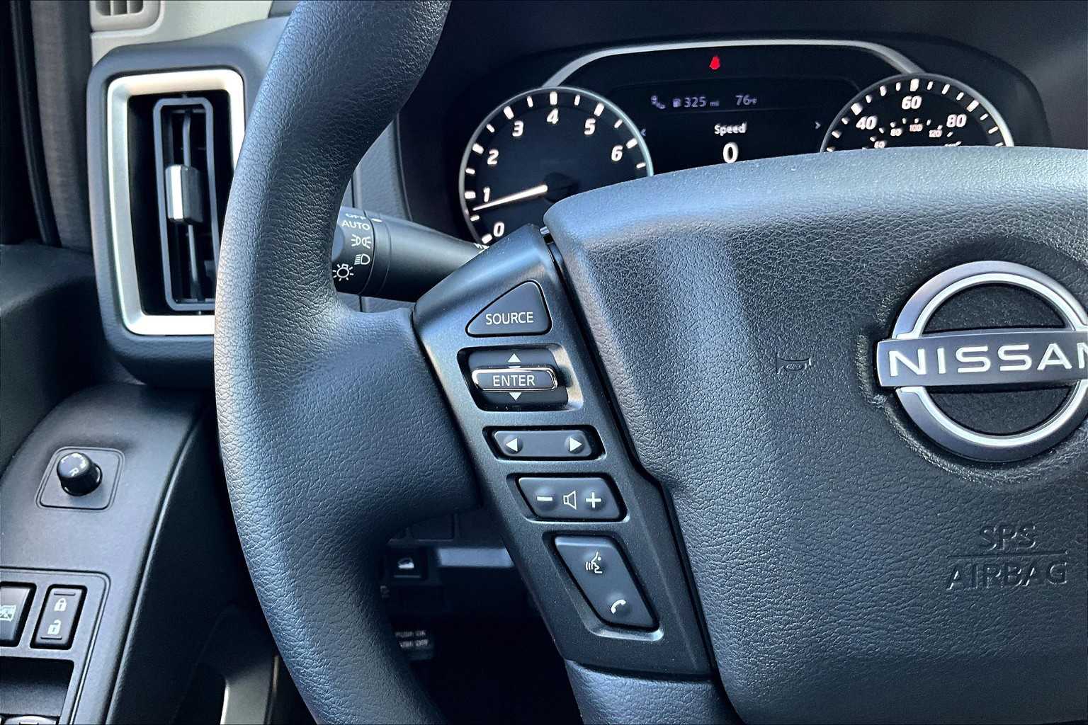 2025 Nissan Frontier SV - Photo 22