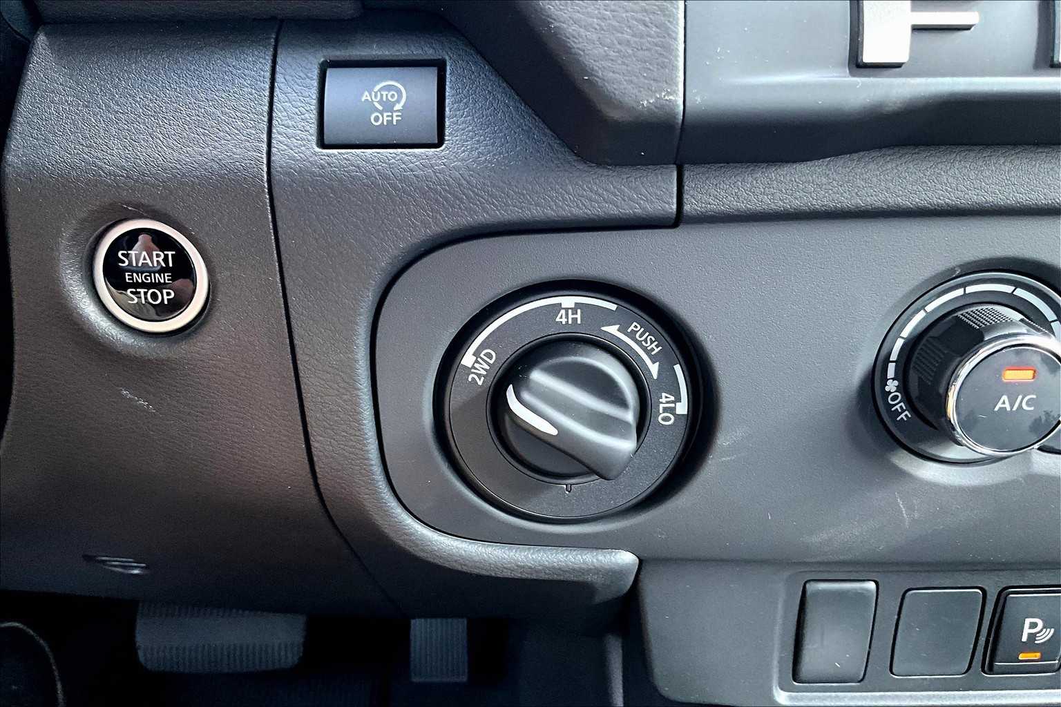 2025 Nissan Frontier SV - Photo 26