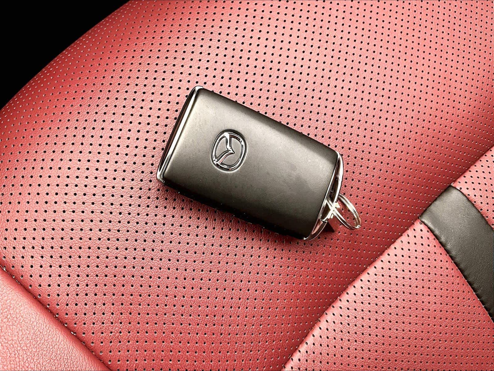 2025 Mazda CX-70 3.3 Turbo S Premium Package - Photo 30