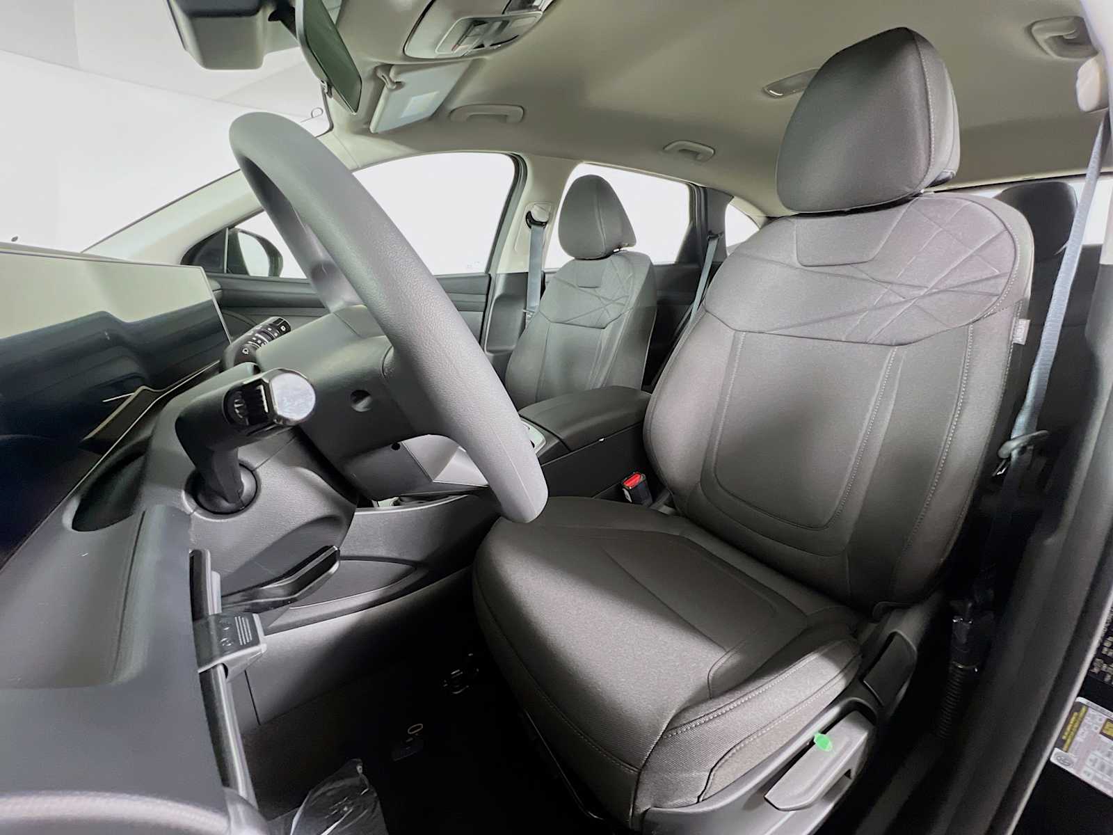 2026 Hyundai Tucson SE - Photo 12
