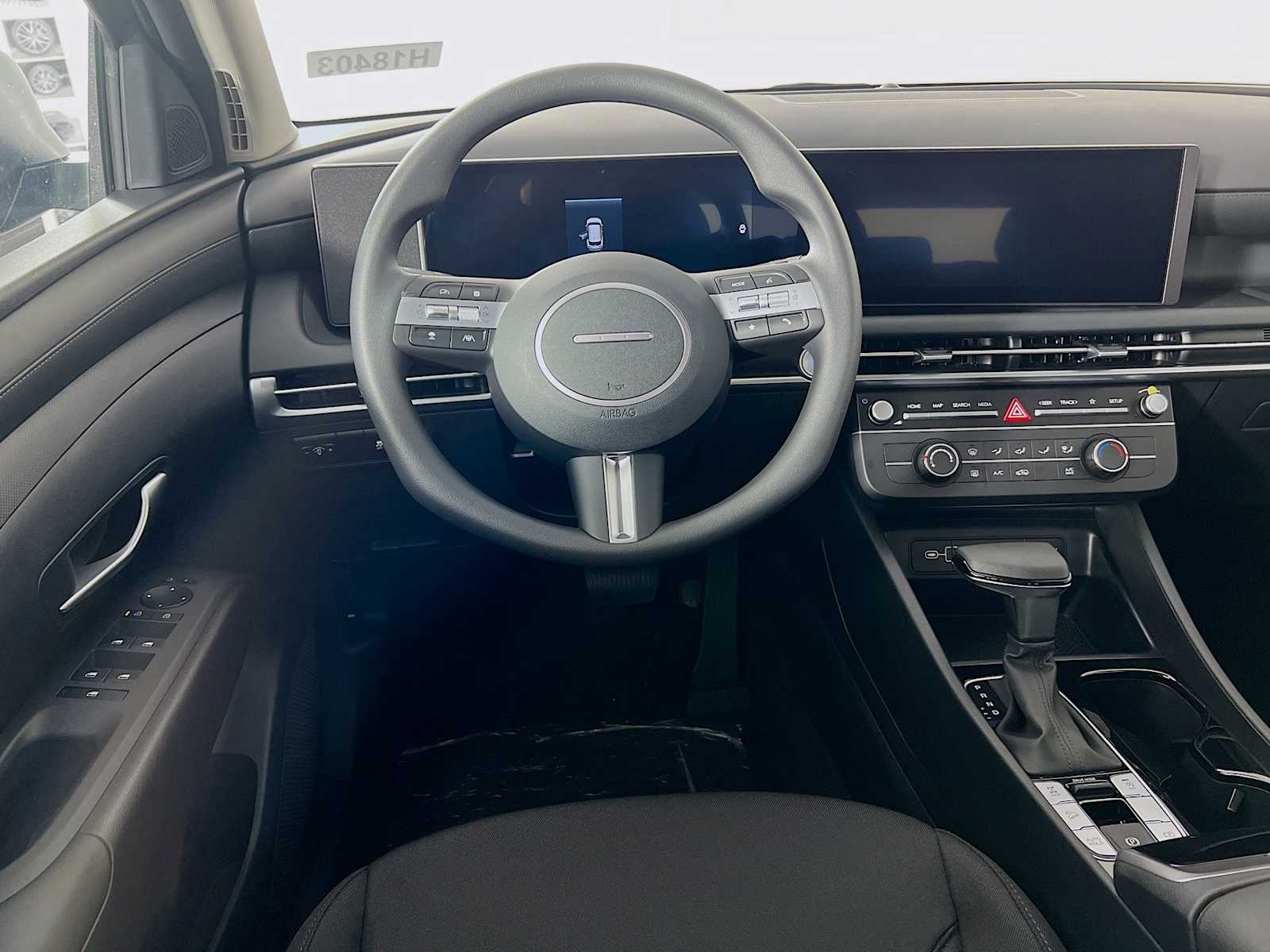 2026 Hyundai Tucson SE - Photo 14