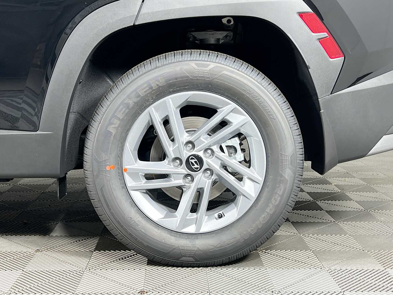 2026 Hyundai Tucson SE - Photo 18