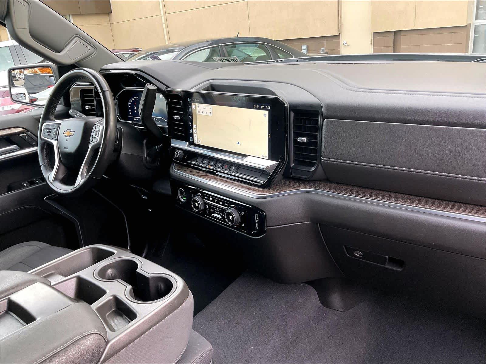 2022 Chevrolet Silverado 1500 LT - Photo 14