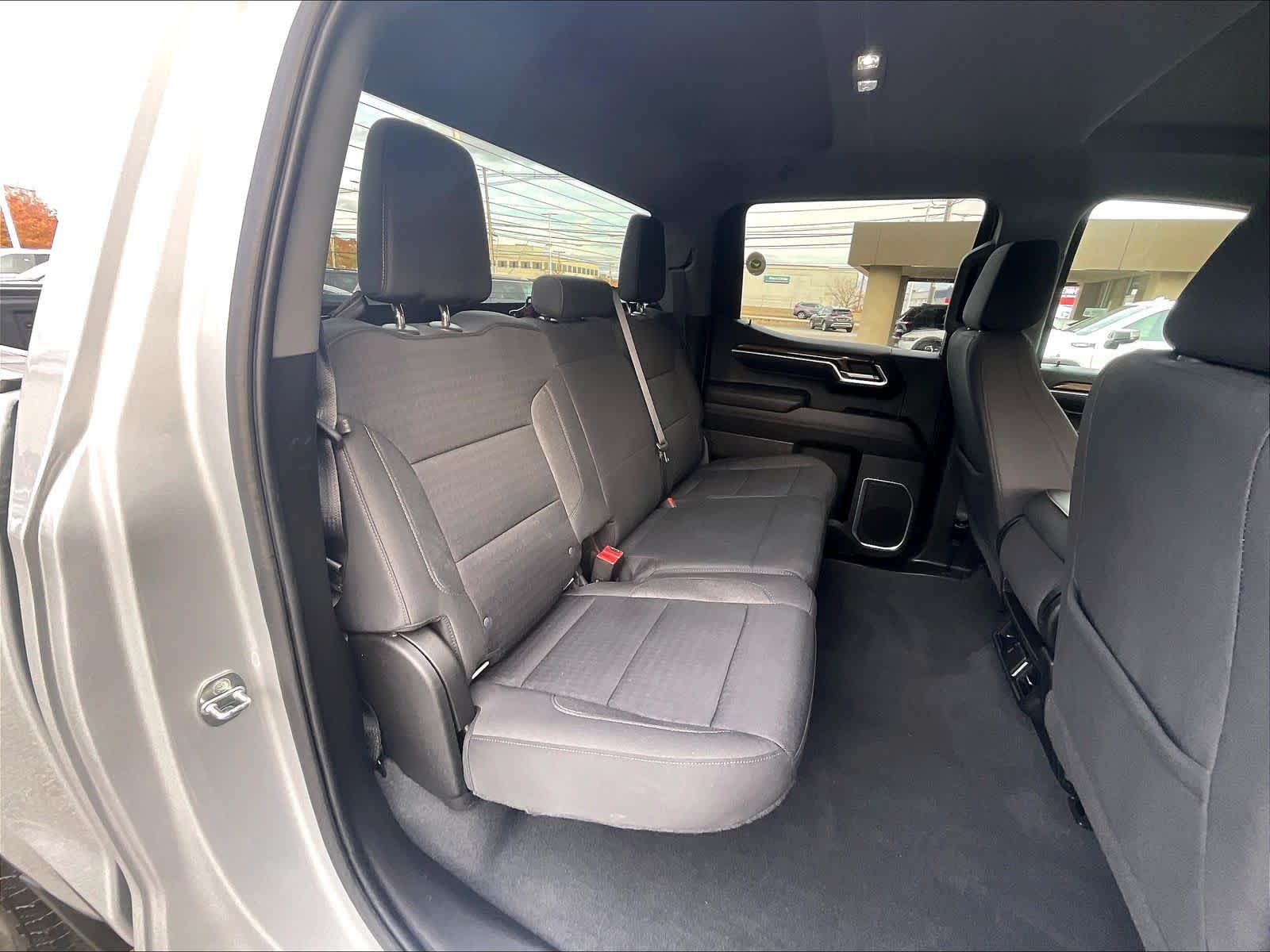 2022 Chevrolet Silverado 1500 LT - Photo 16