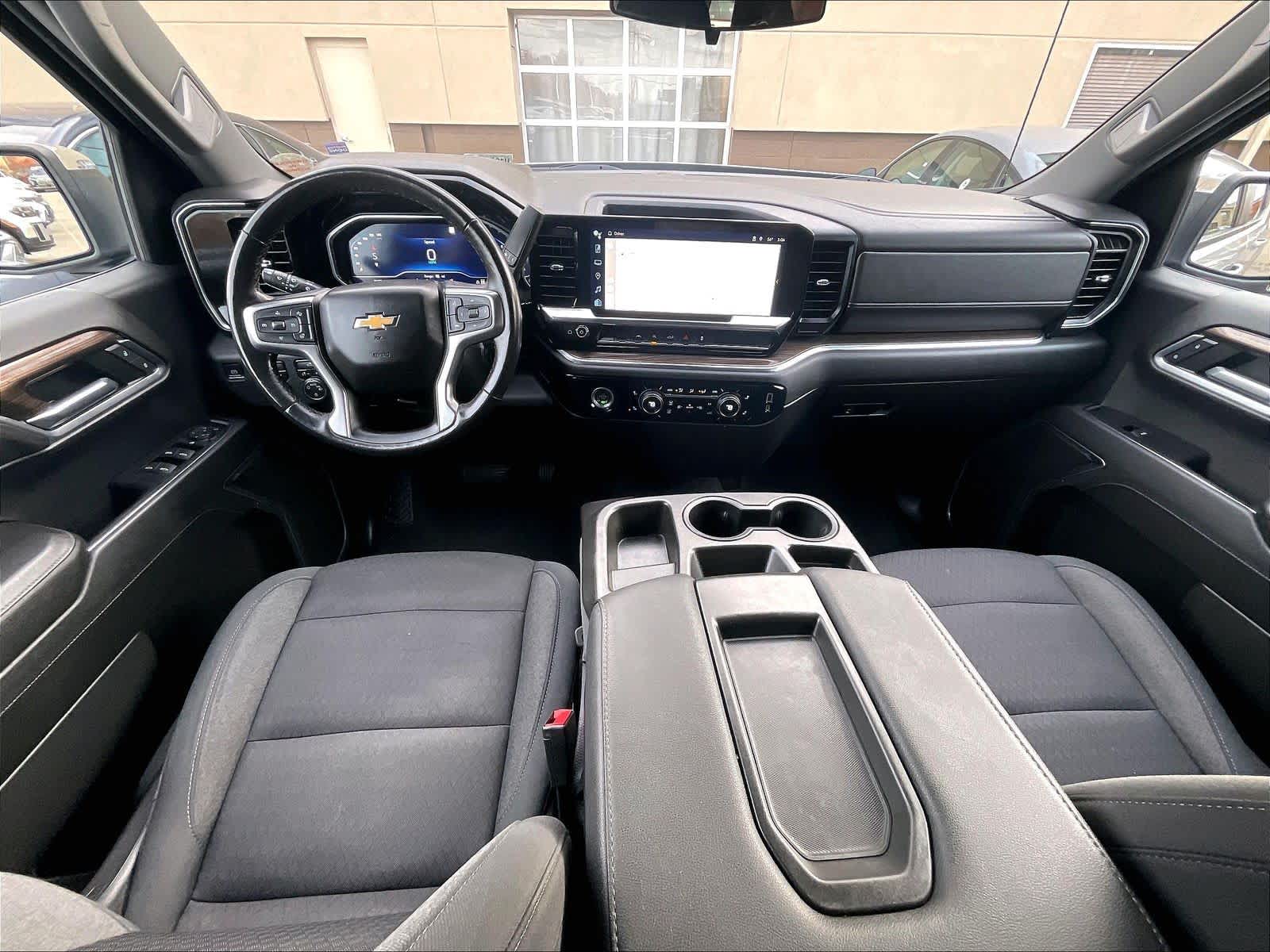 2022 Chevrolet Silverado 1500 LT - Photo 21