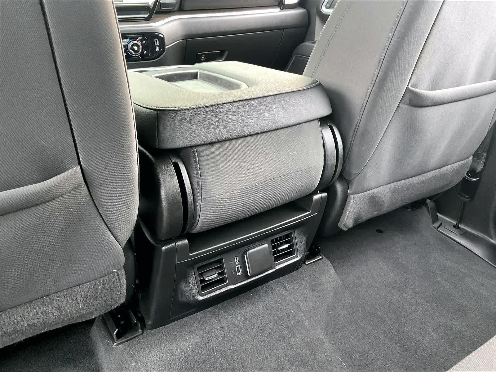 2022 Chevrolet Silverado 1500 LT - Photo 27
