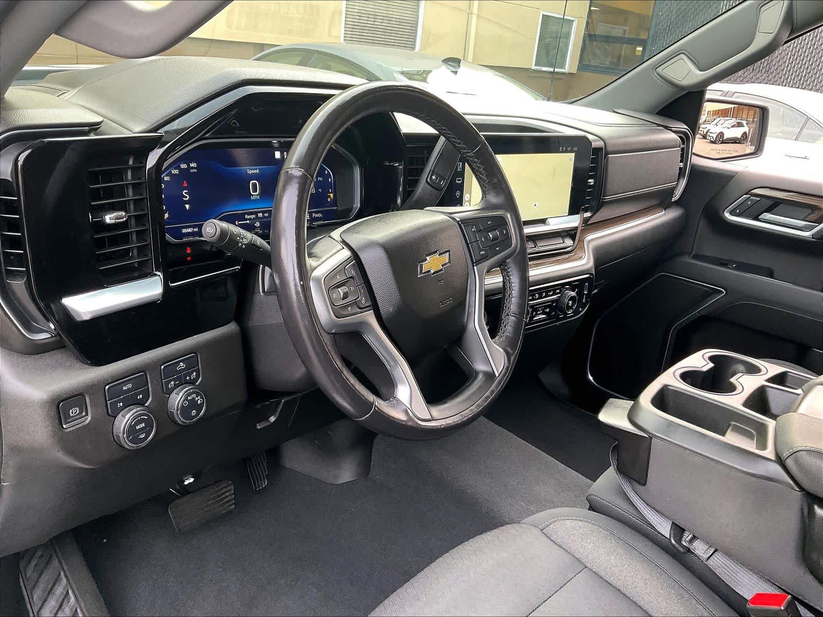 2022 Chevrolet Silverado 1500 LT - Photo 8