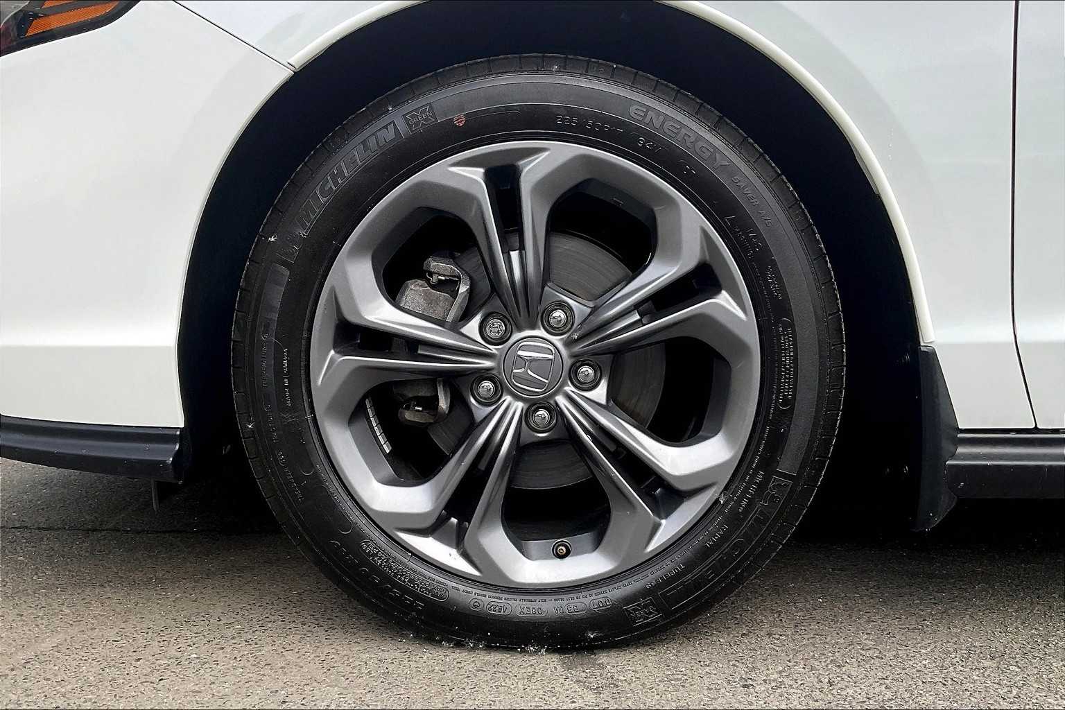 2023 Honda Accord EX - Photo 7