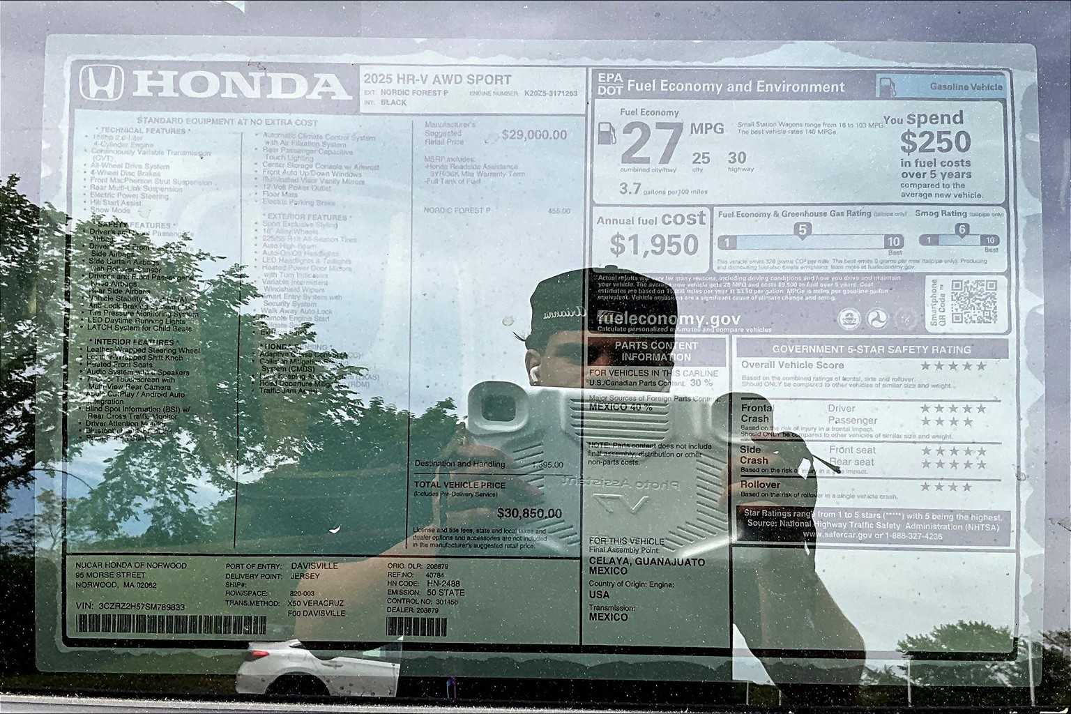 2025 Honda HR-V Sport - Photo 17
