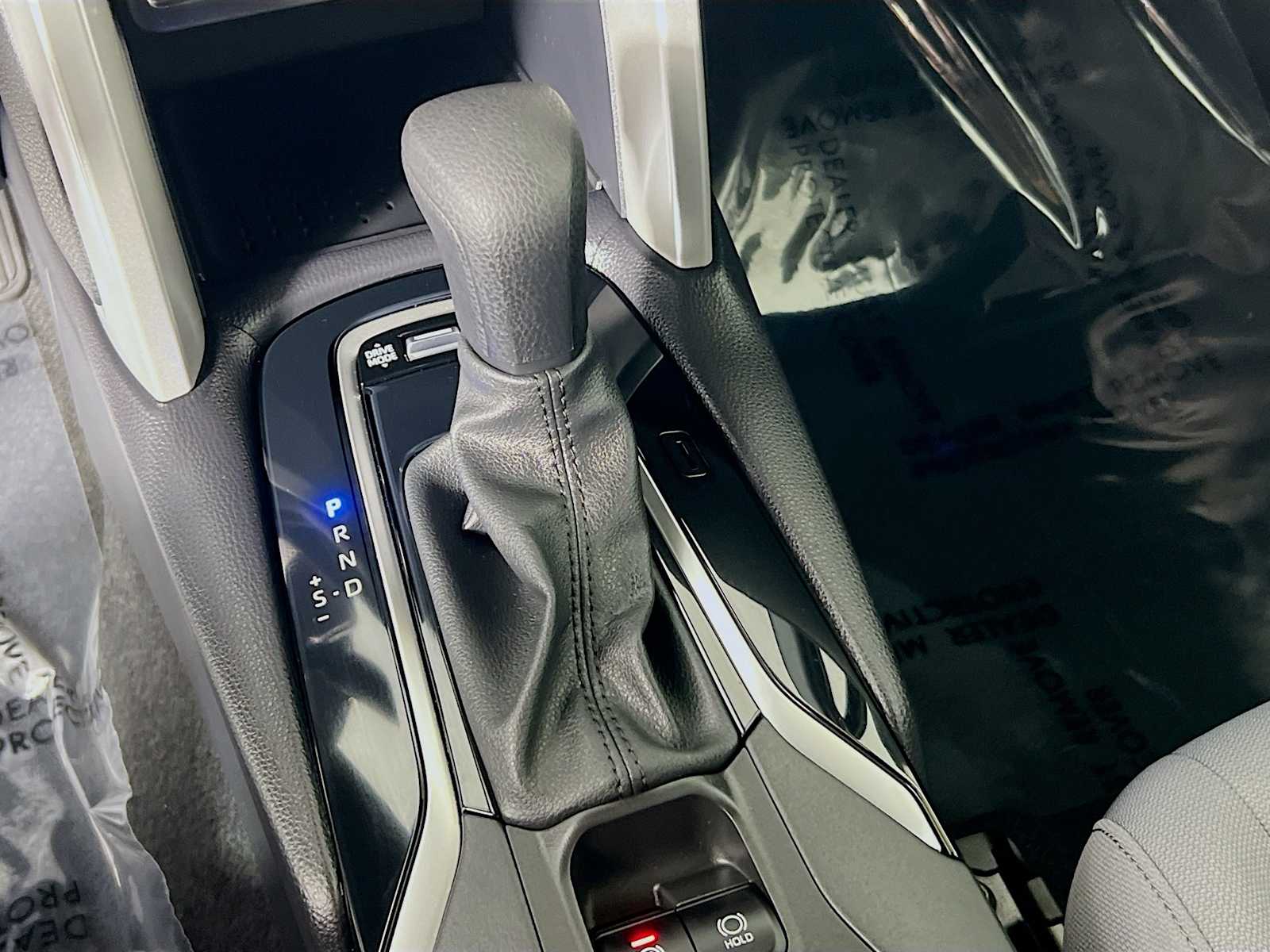 2024 Toyota Corolla Cross Hybrid S - Photo 16
