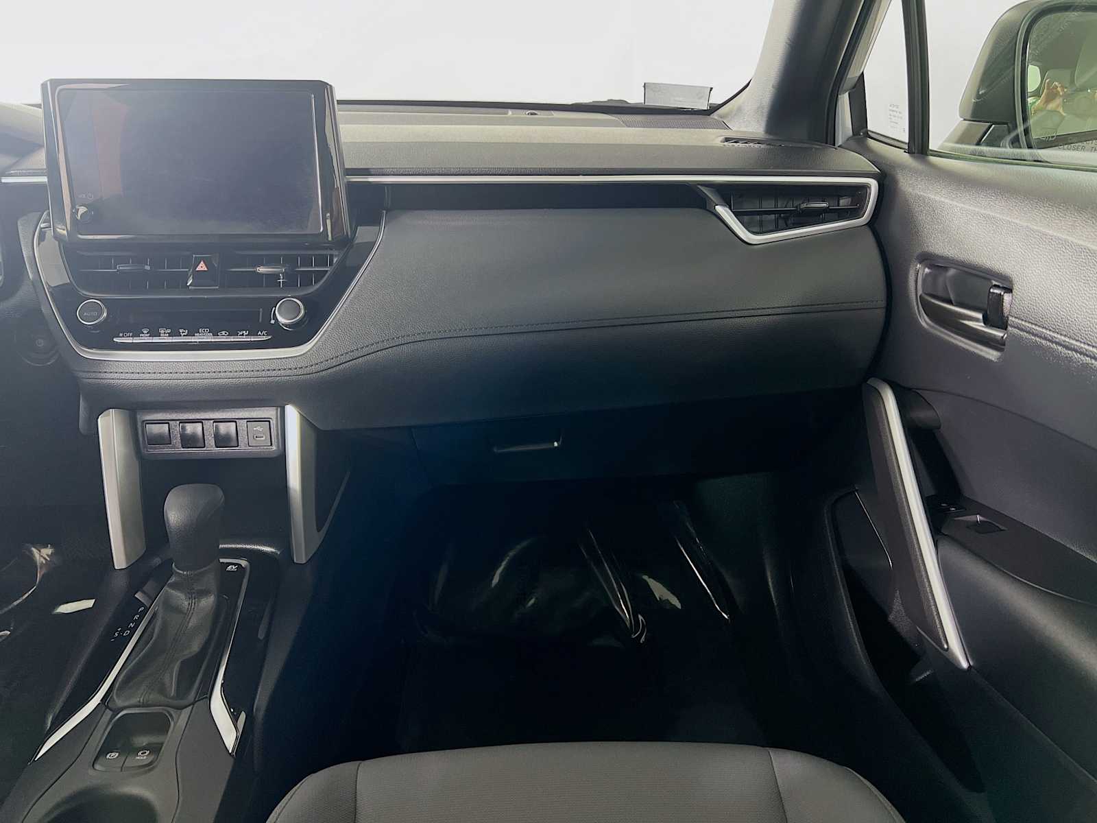 2024 Toyota Corolla Cross Hybrid S - Photo 22